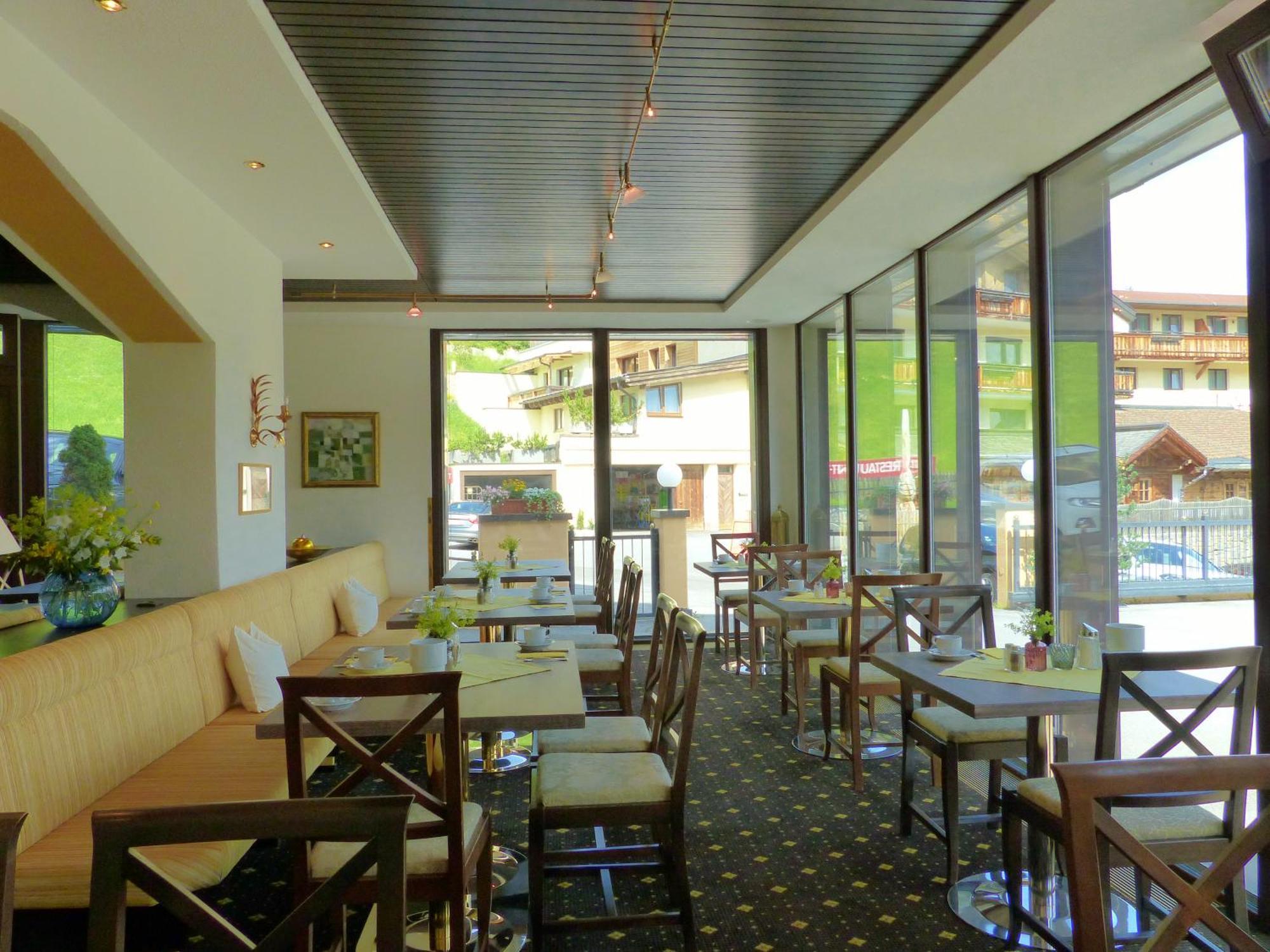 Hotel Garni Zerzer Serfaus Εξωτερικό φωτογραφία