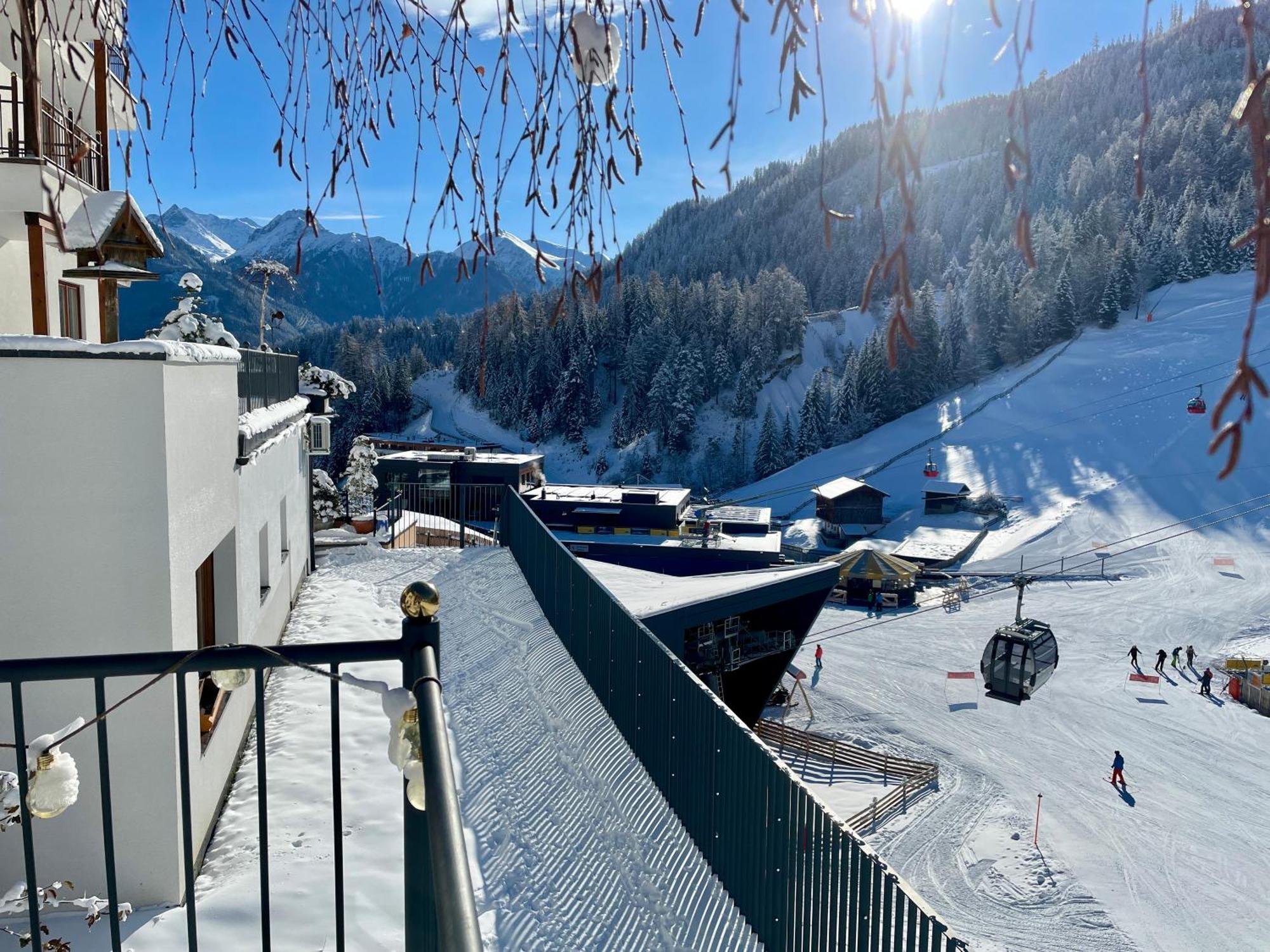 Hotel Garni Zerzer Serfaus Εξωτερικό φωτογραφία