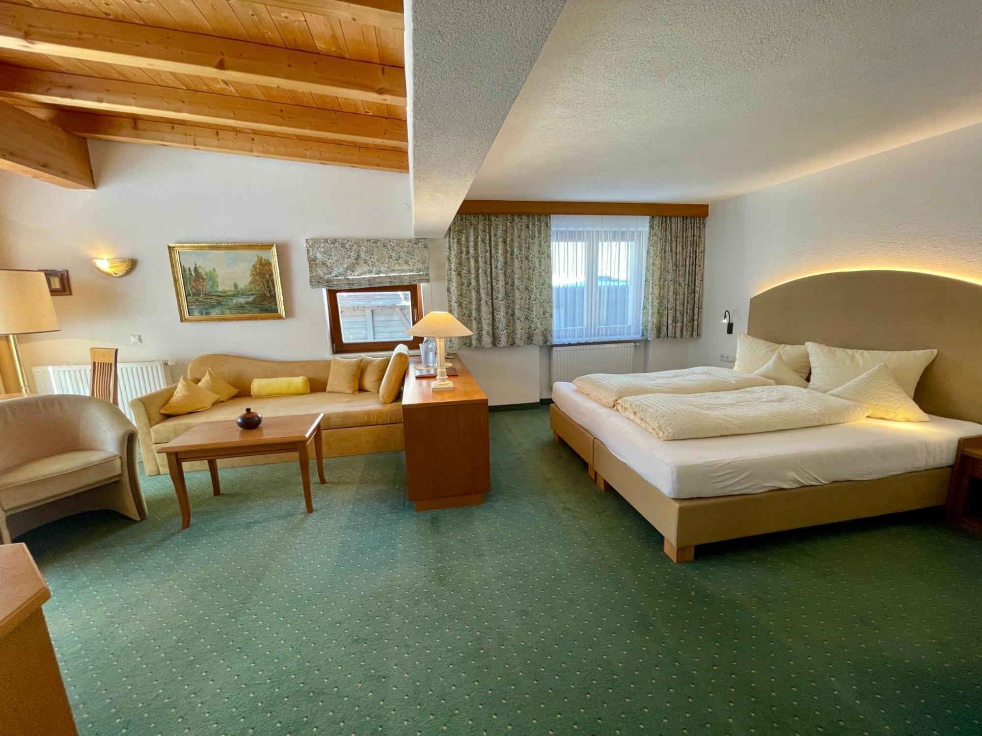 Hotel Garni Zerzer Serfaus Εξωτερικό φωτογραφία