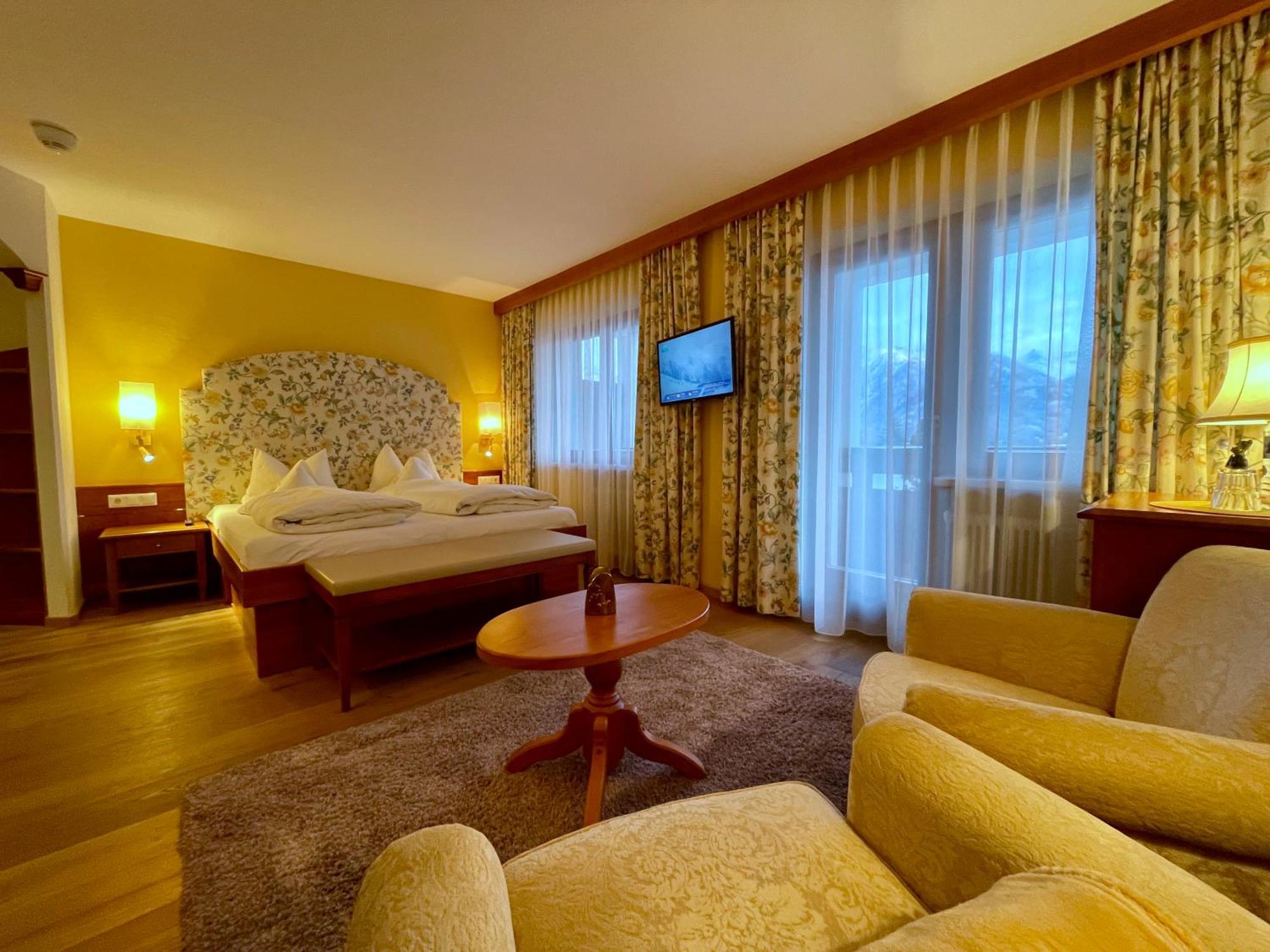 Hotel Garni Zerzer Serfaus Εξωτερικό φωτογραφία