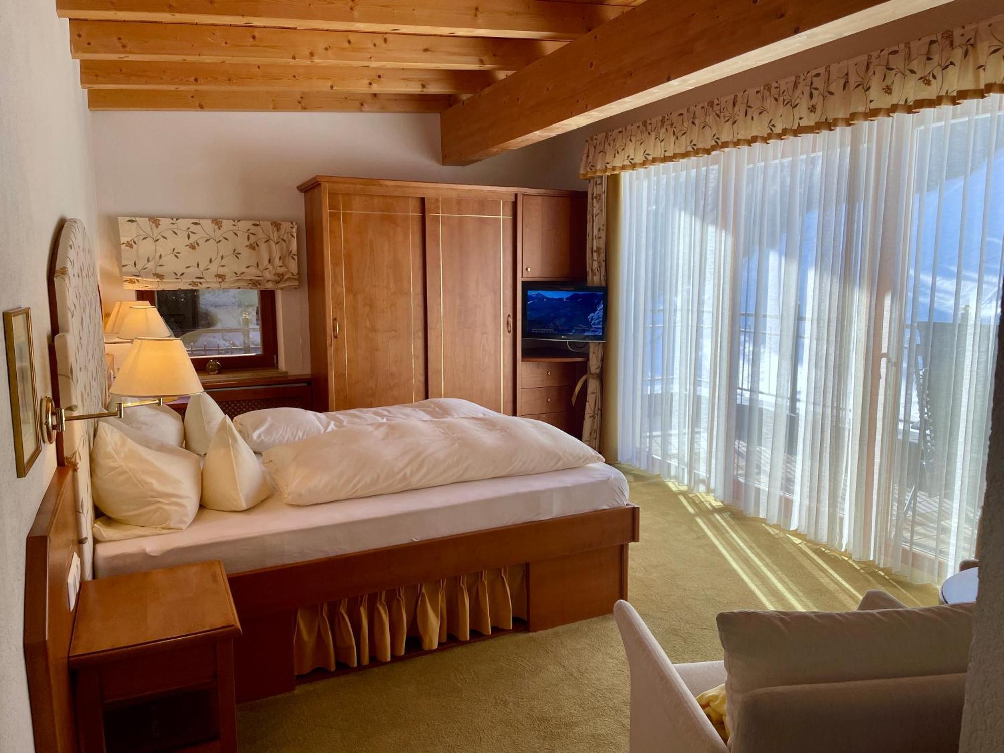 Hotel Garni Zerzer Serfaus Εξωτερικό φωτογραφία