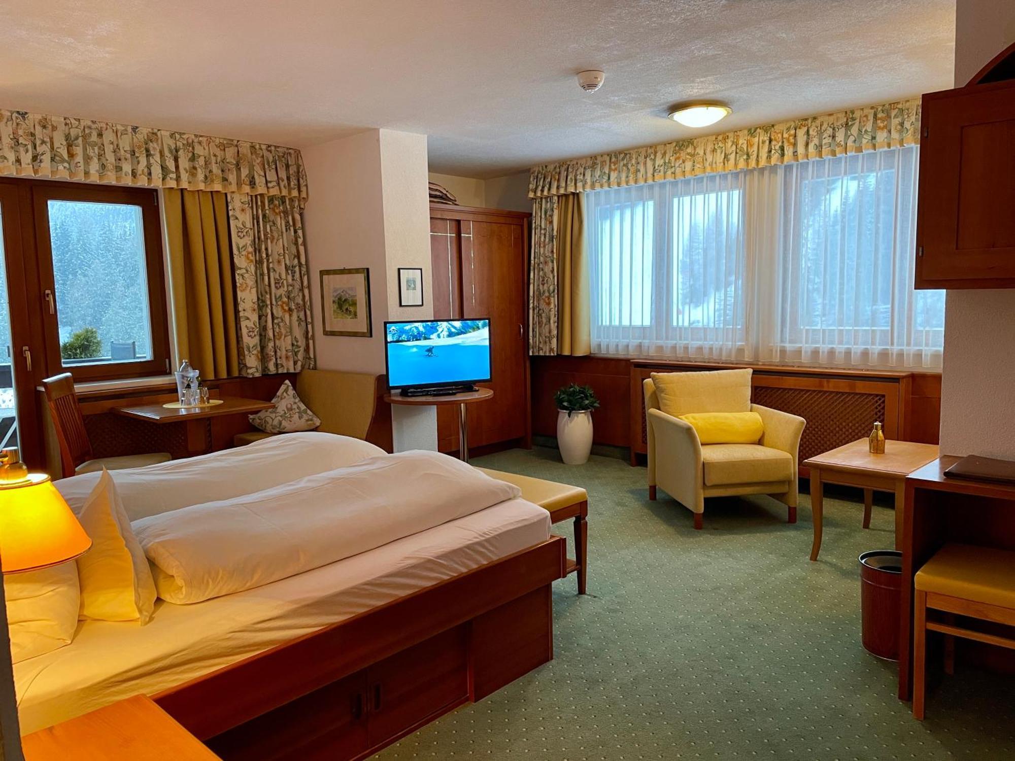 Hotel Garni Zerzer Serfaus Εξωτερικό φωτογραφία